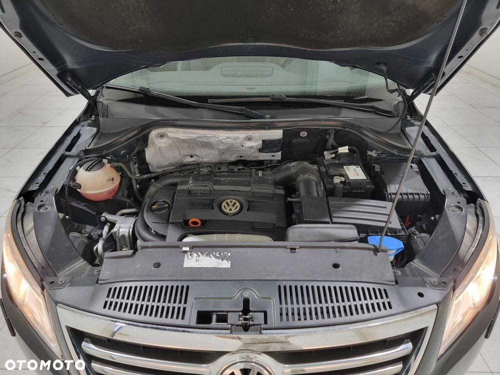 Volkswagen Tiguan - 15
