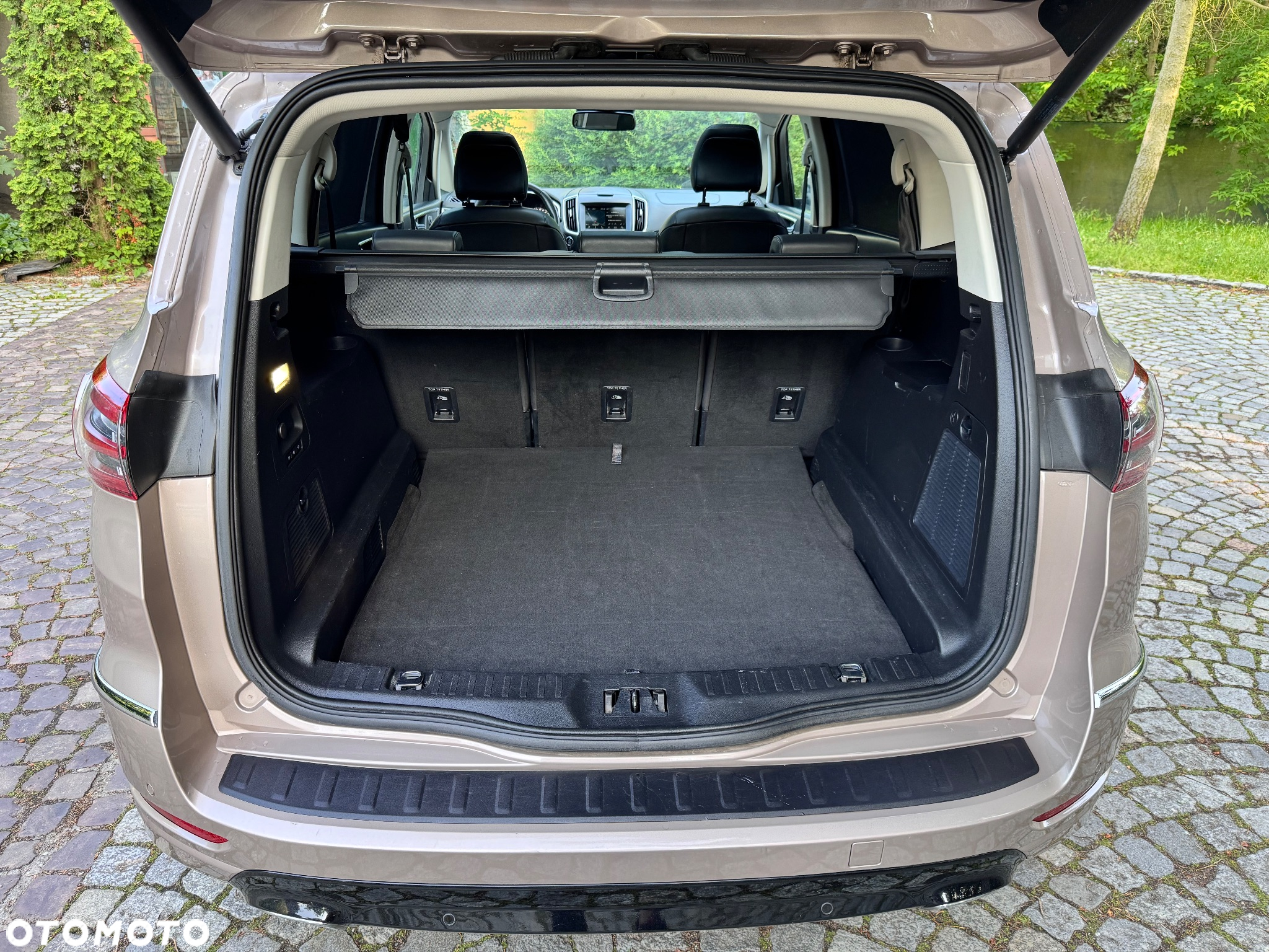 Ford S-Max 2.0 TDCi Bi-Turbo Vignale PowerShift - 27
