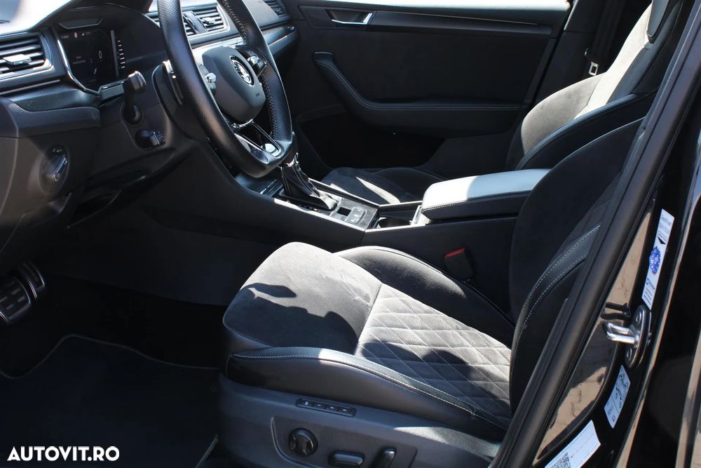 Skoda Superb Combi 2.0 TDI DSG SportLine - 10