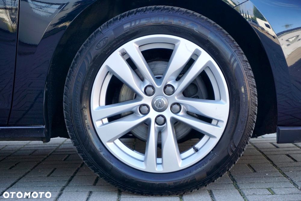 Opel Astra 1.4 Turbo Innovation - 17