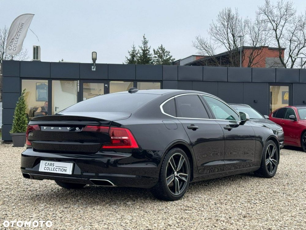 Volvo S90 - 4