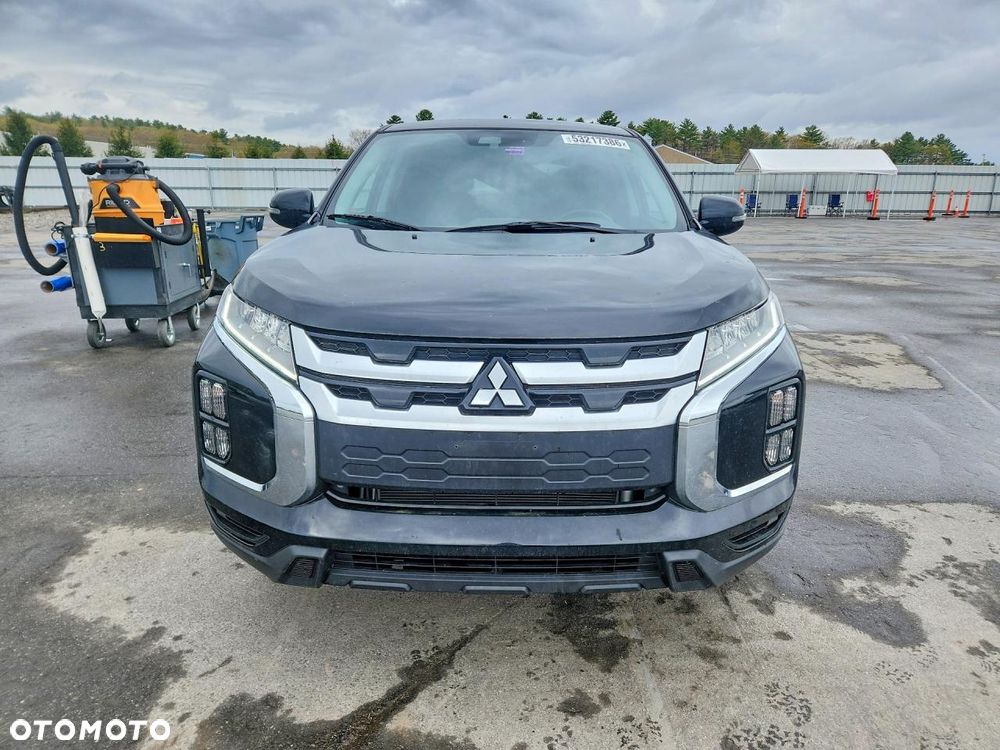 Mitsubishi ASX - 9