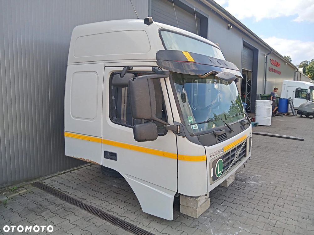 VOLVO FM13 KABINA KOMPLETNA GLOBETROTTER - 3