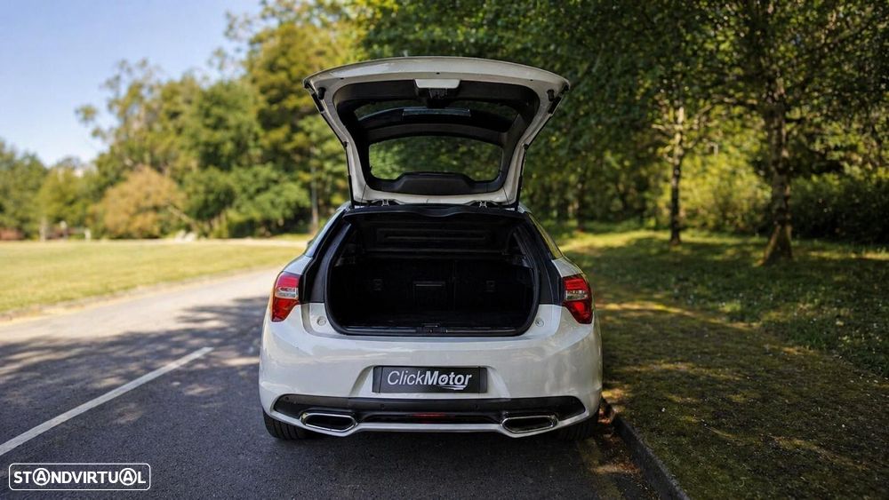 DS DS5 2.0 Hybrid4 Sport Chic - 28