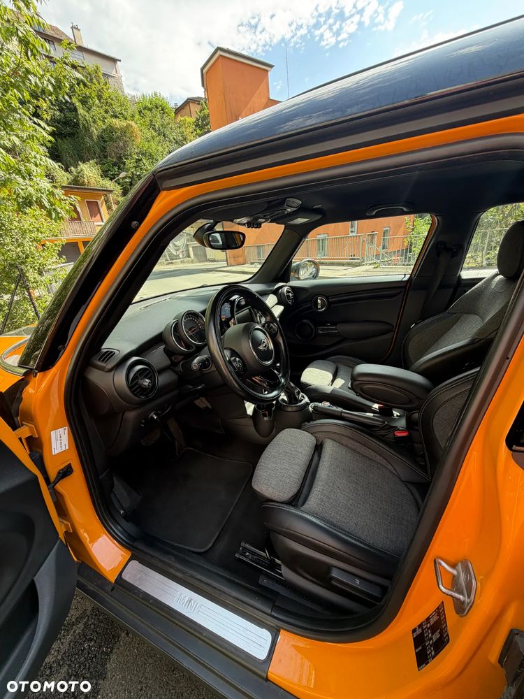 MINI Cooper Standard - 3