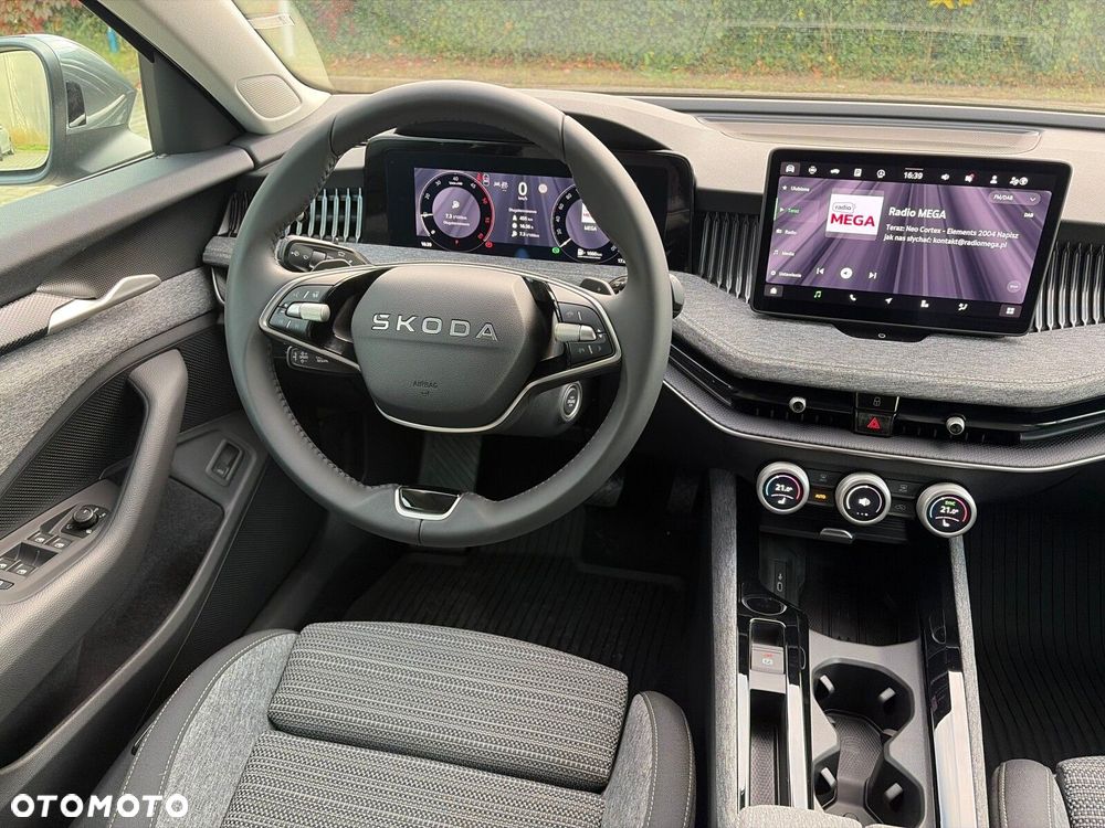 Skoda Superb 2.0 TDI SCR Drive DSG - 17