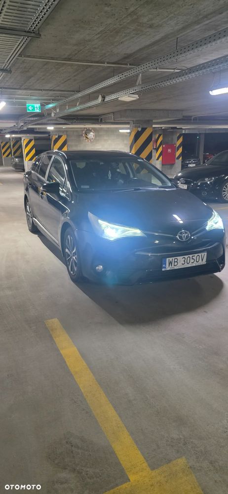 Toyota Avensis 2.0 D-4D Active Business - 1