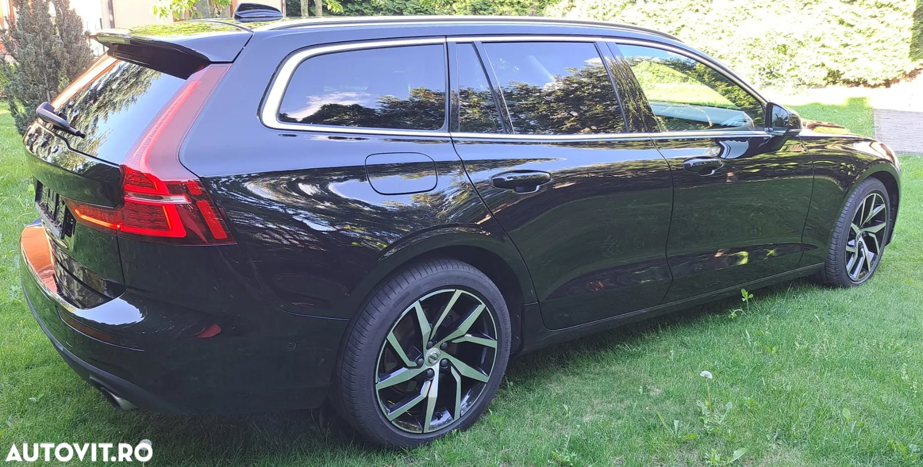 Volvo V60 T4 Momentum Pro - 10