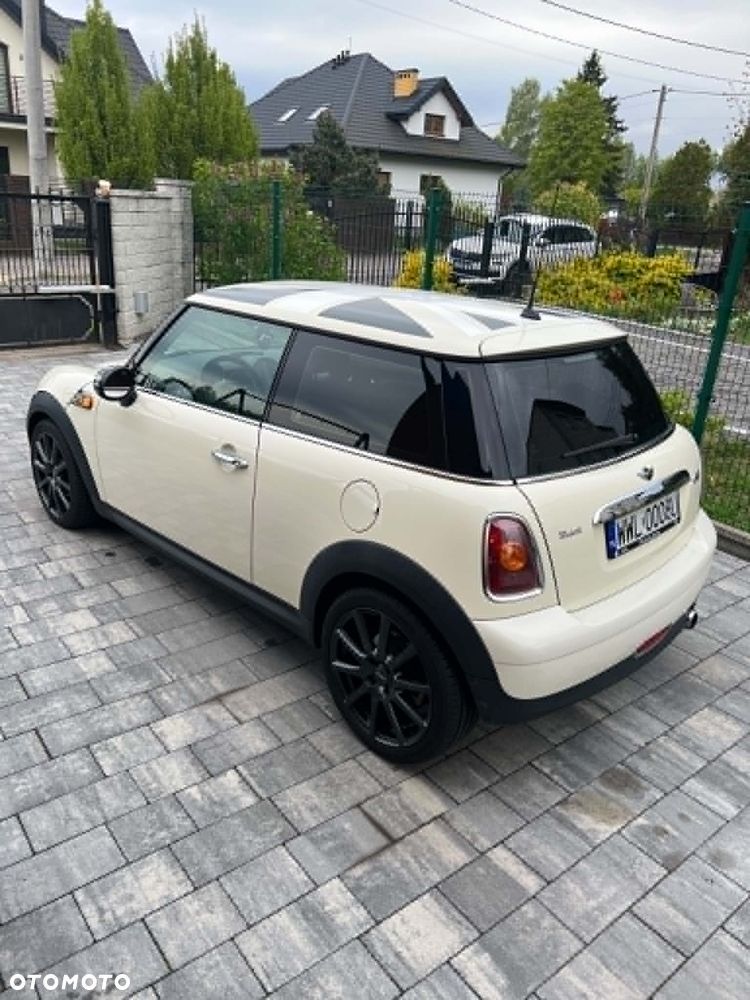 MINI ONE - 11