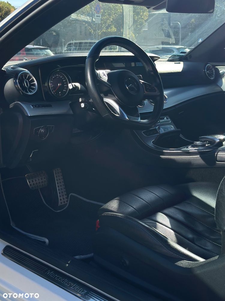 Mercedes-Benz Klasa E 220 d Coupe 4-Matic 9G-TRONIC - 14