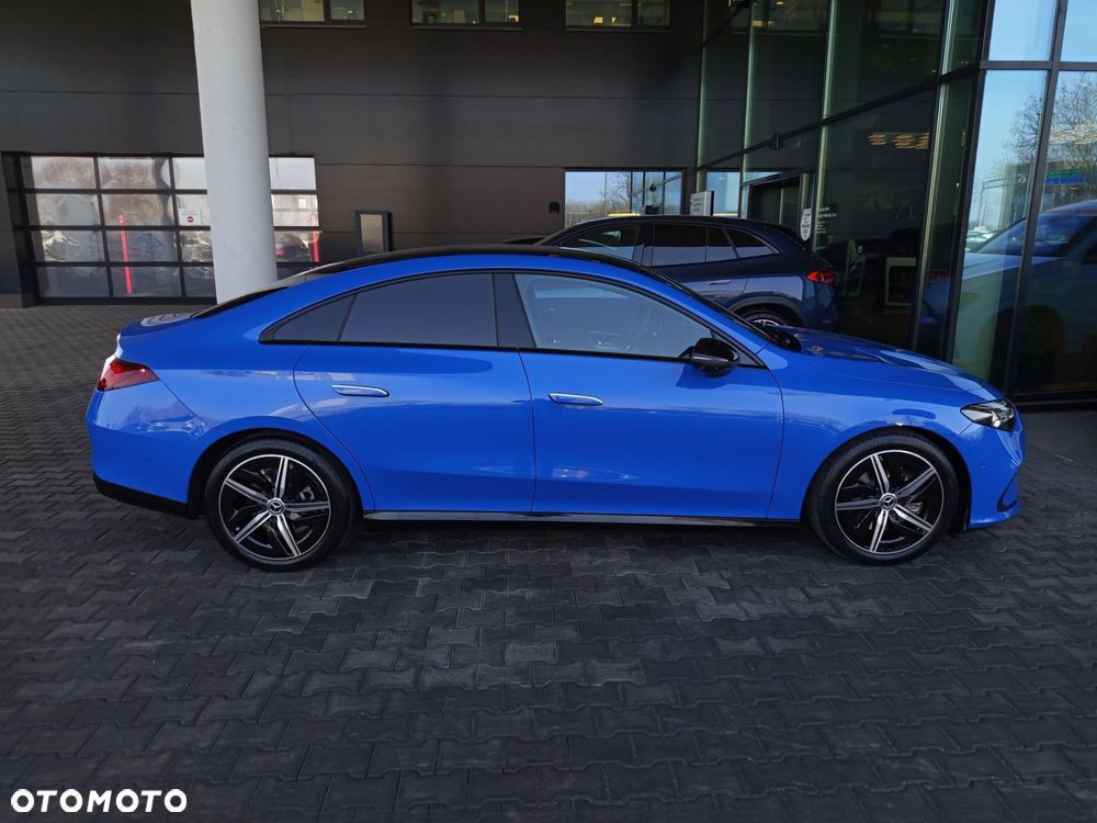 Mercedes-Benz CLA - 4