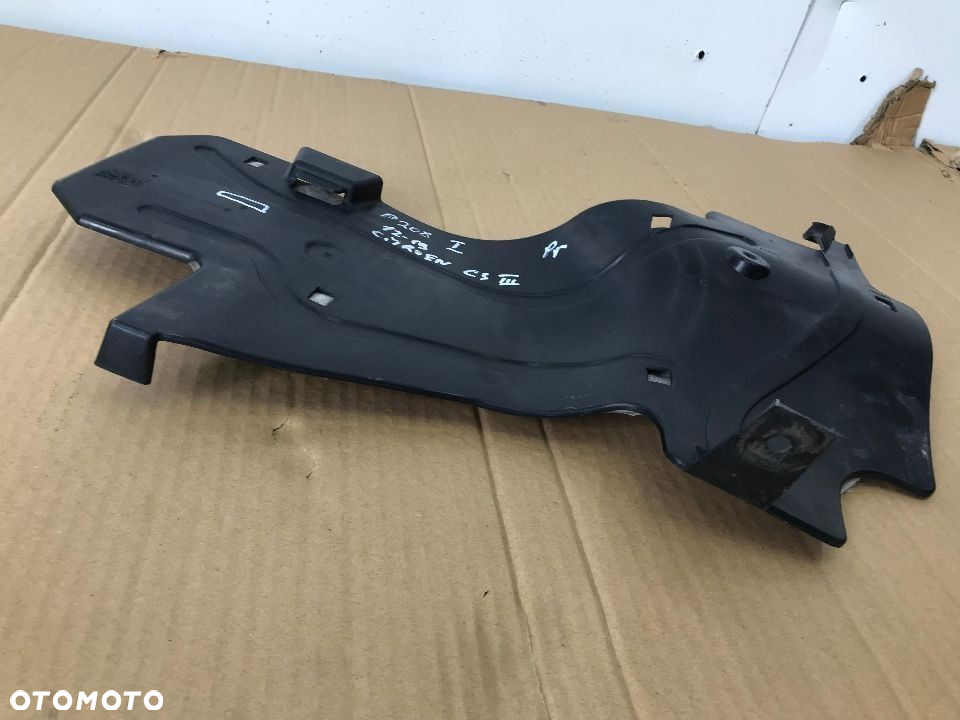 Osłona podwozia Peugeot 208 I 2008 I Citroen C3 III osłona nadkola prawa 9673876780 - 3