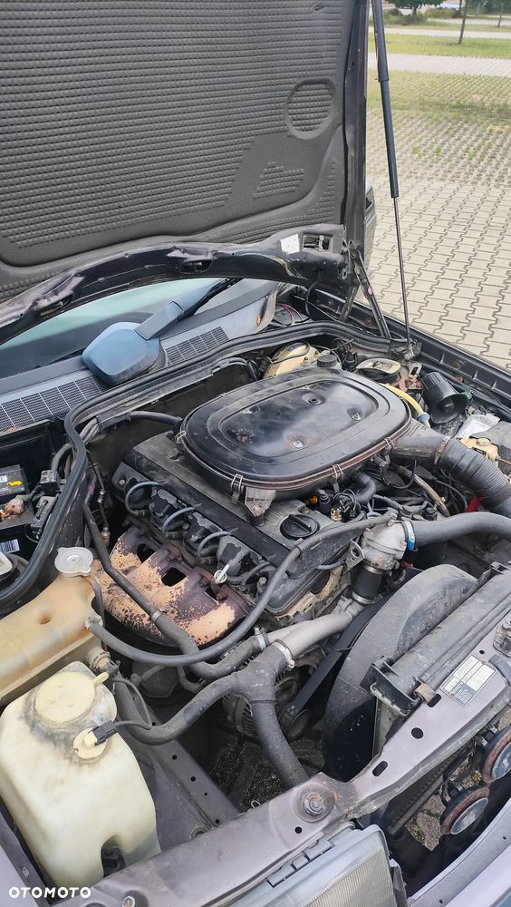 Mercedes-Benz W201 (190) - 10