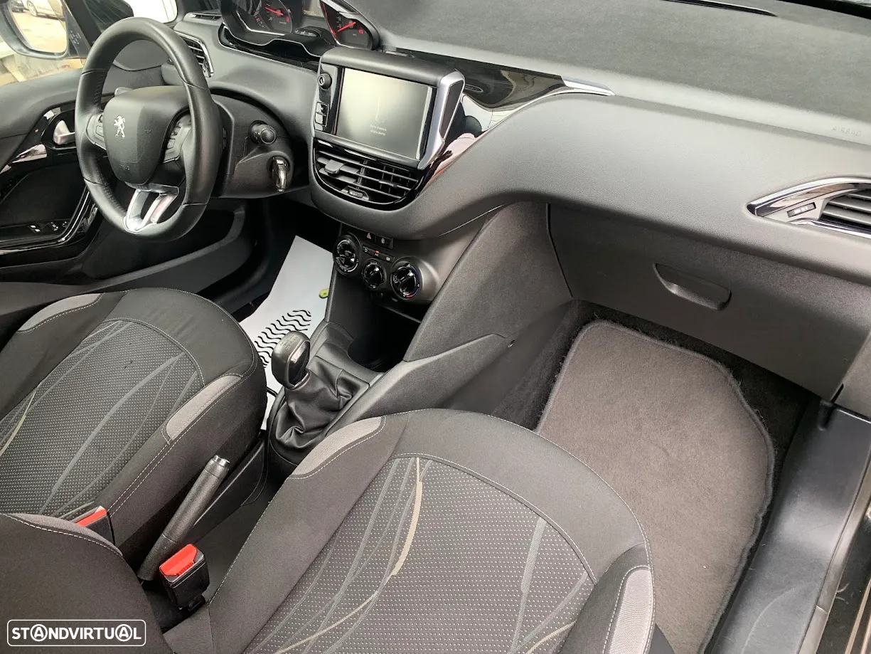 Peugeot 208 1.4 HDi Active - 6