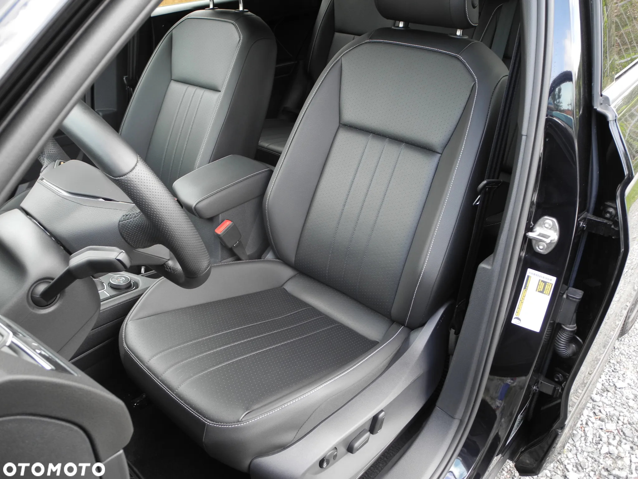 Volkswagen Tiguan Allspace - 16