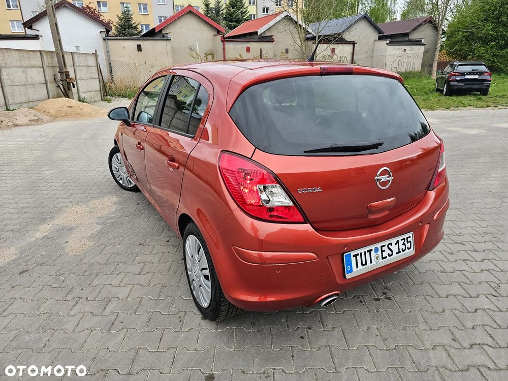 Opel Corsa 1.4 16V 150 Jahre - 4