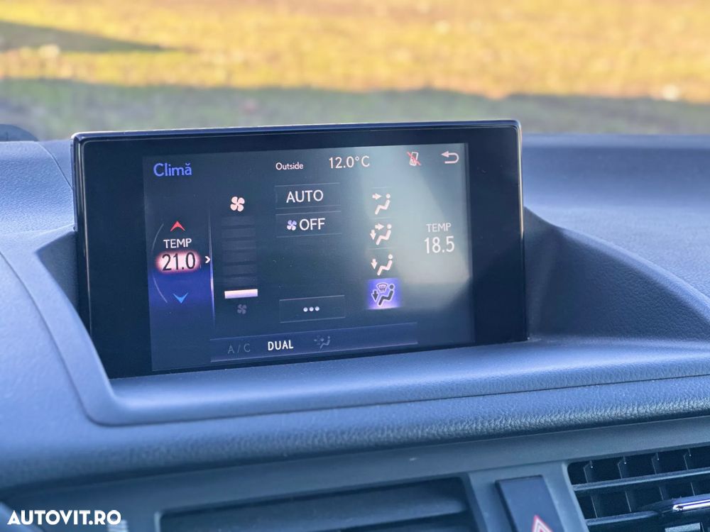 Lexus CT 200h Aut. Luxury - 28