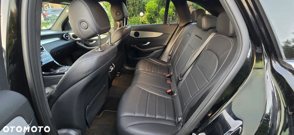 Mercedes-Benz GLC 300 4-Matic - 22