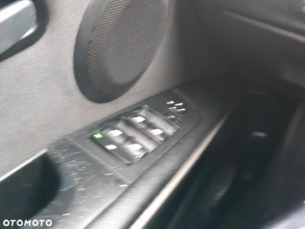 BMW Seria 3 320i - 21