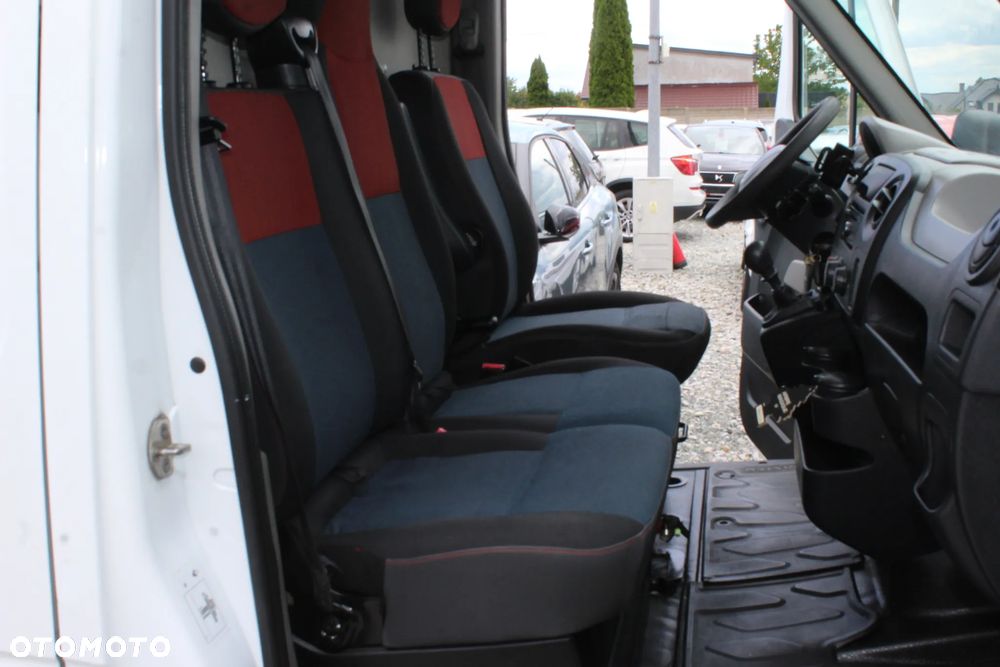 Renault Master - 25
