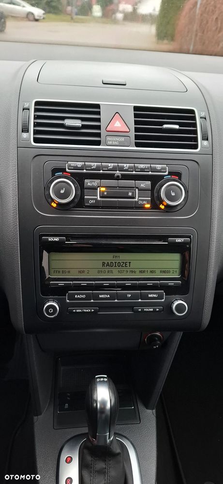 Volkswagen Touran 1.4 TSI DSG Highline - 16