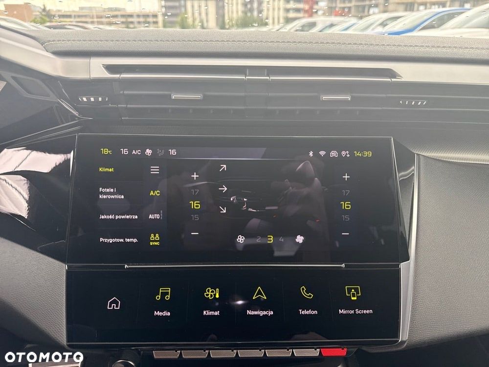 Peugeot 308 - 21