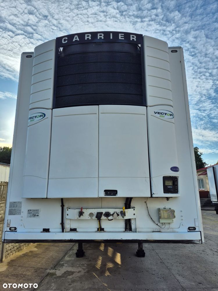 Schmitz Cargobull SKO24 - 19