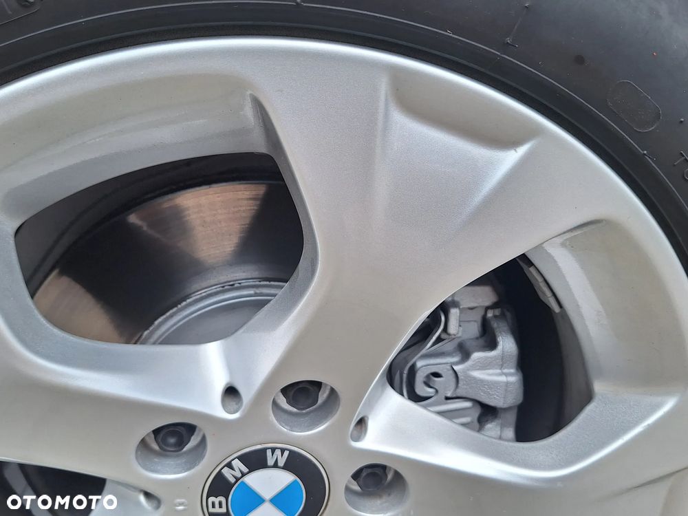 BMW X1 sDrive18d Sport Line - 11