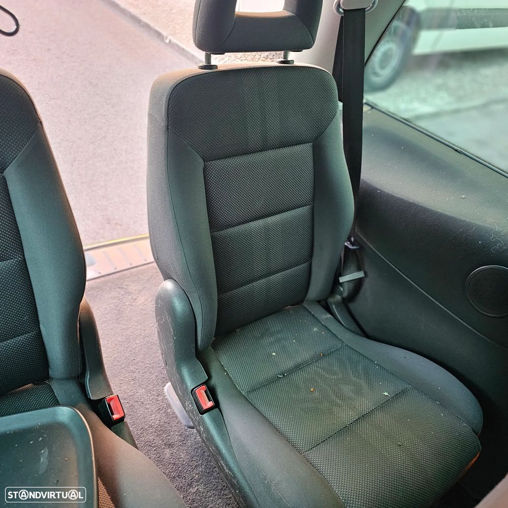 VW Sharan 1.9 TDi Confortline - 14