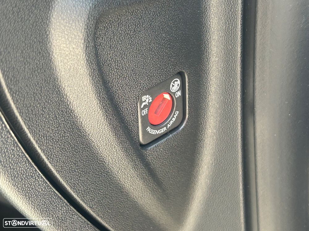 Citroën C3 1.2 PureTech C-Series - 29