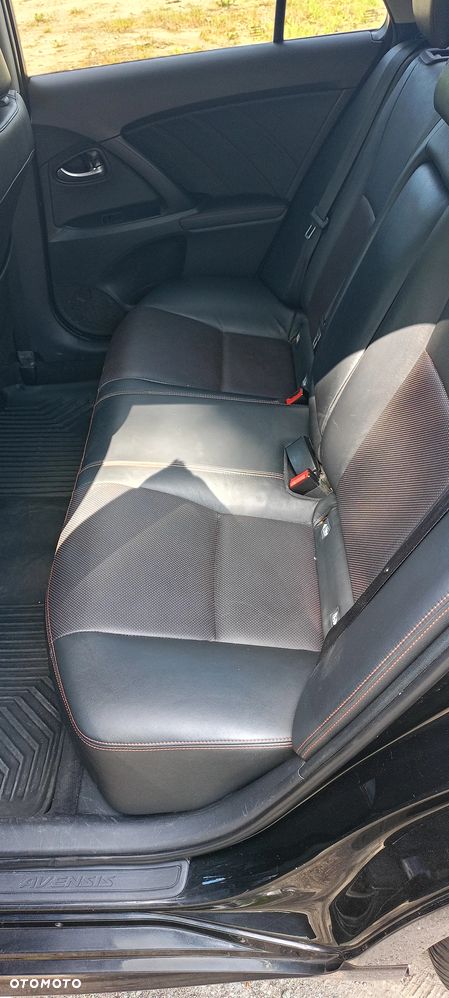 Toyota Avensis 1.8 Selection - 21