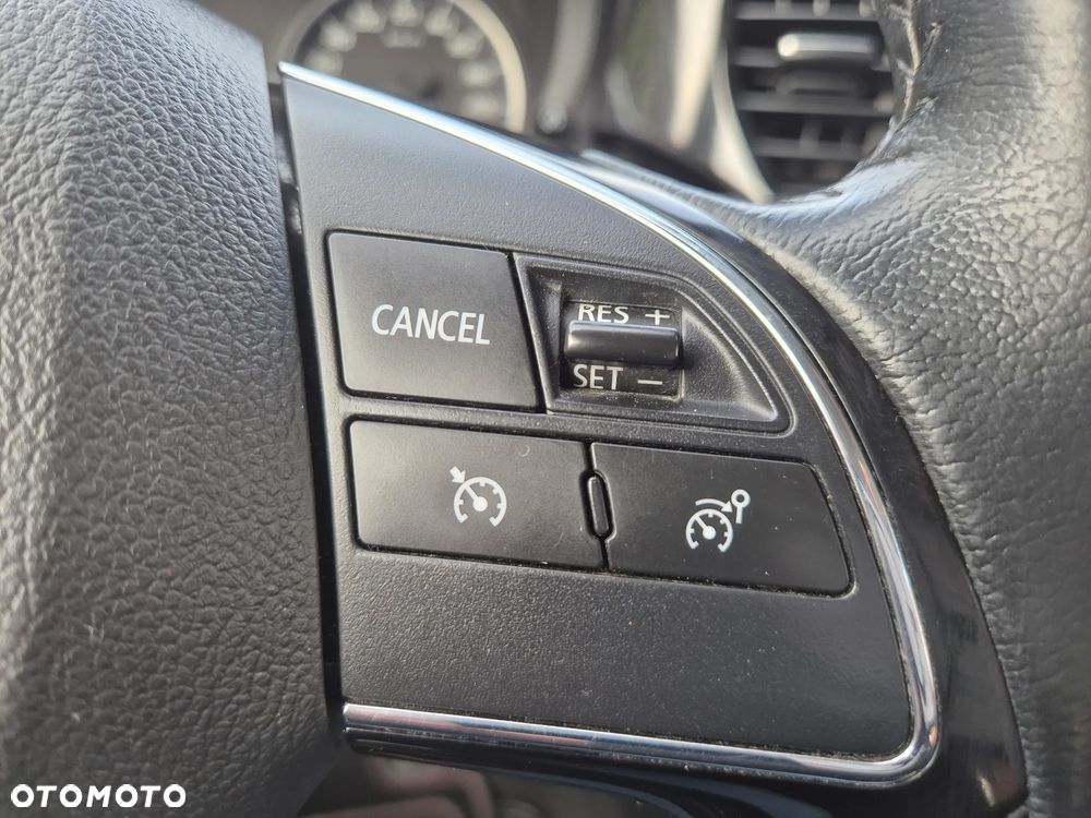 Mitsubishi Outlander - 23