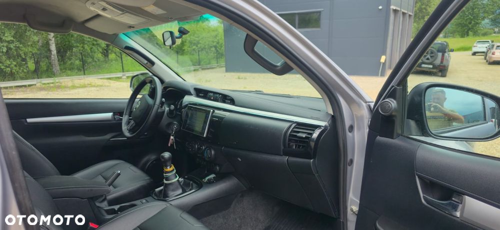 Toyota Hilux 2.4 D-4D Extra Cab SR 4x4 - 36