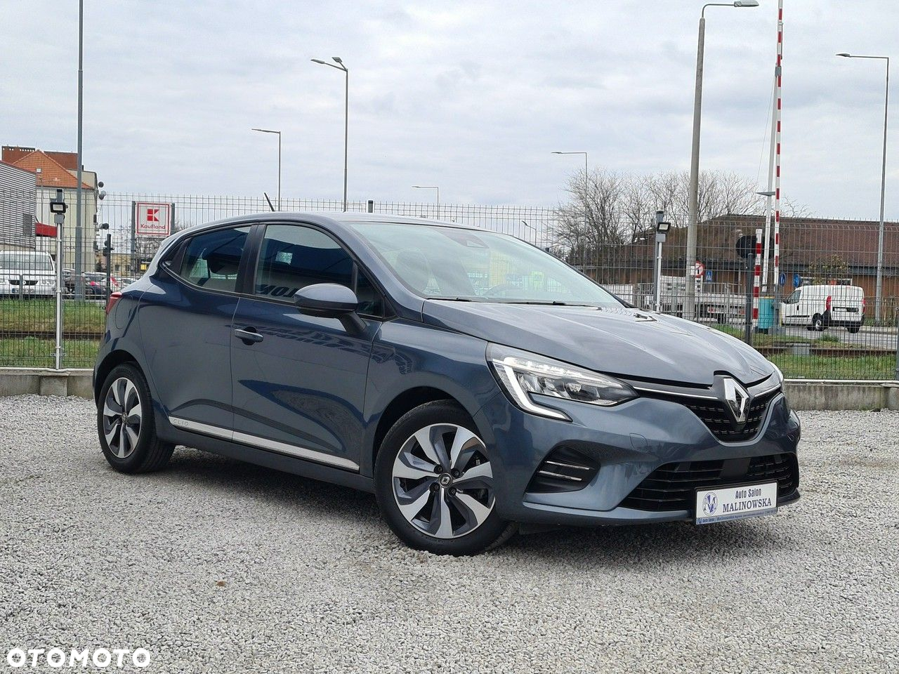 Renault Clio E-TECH Hybrid 140 EXPERIENCE - 3