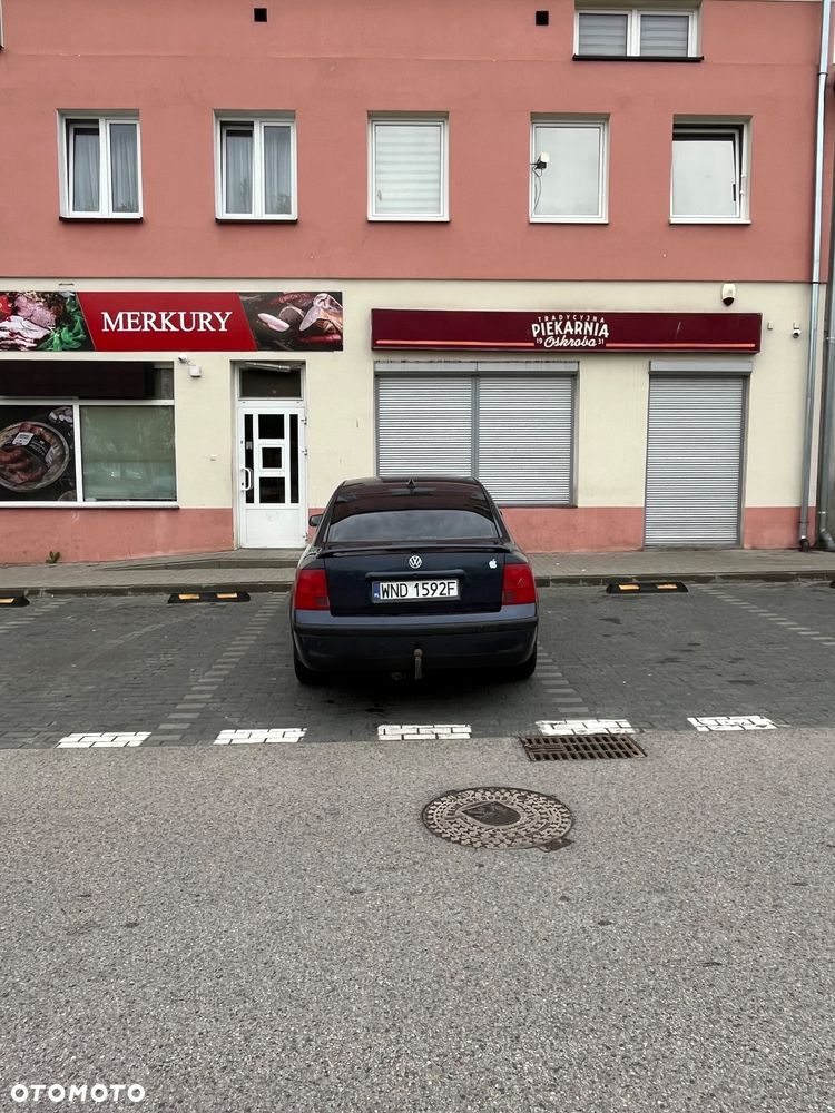 Volkswagen Passat 1.8 - 6