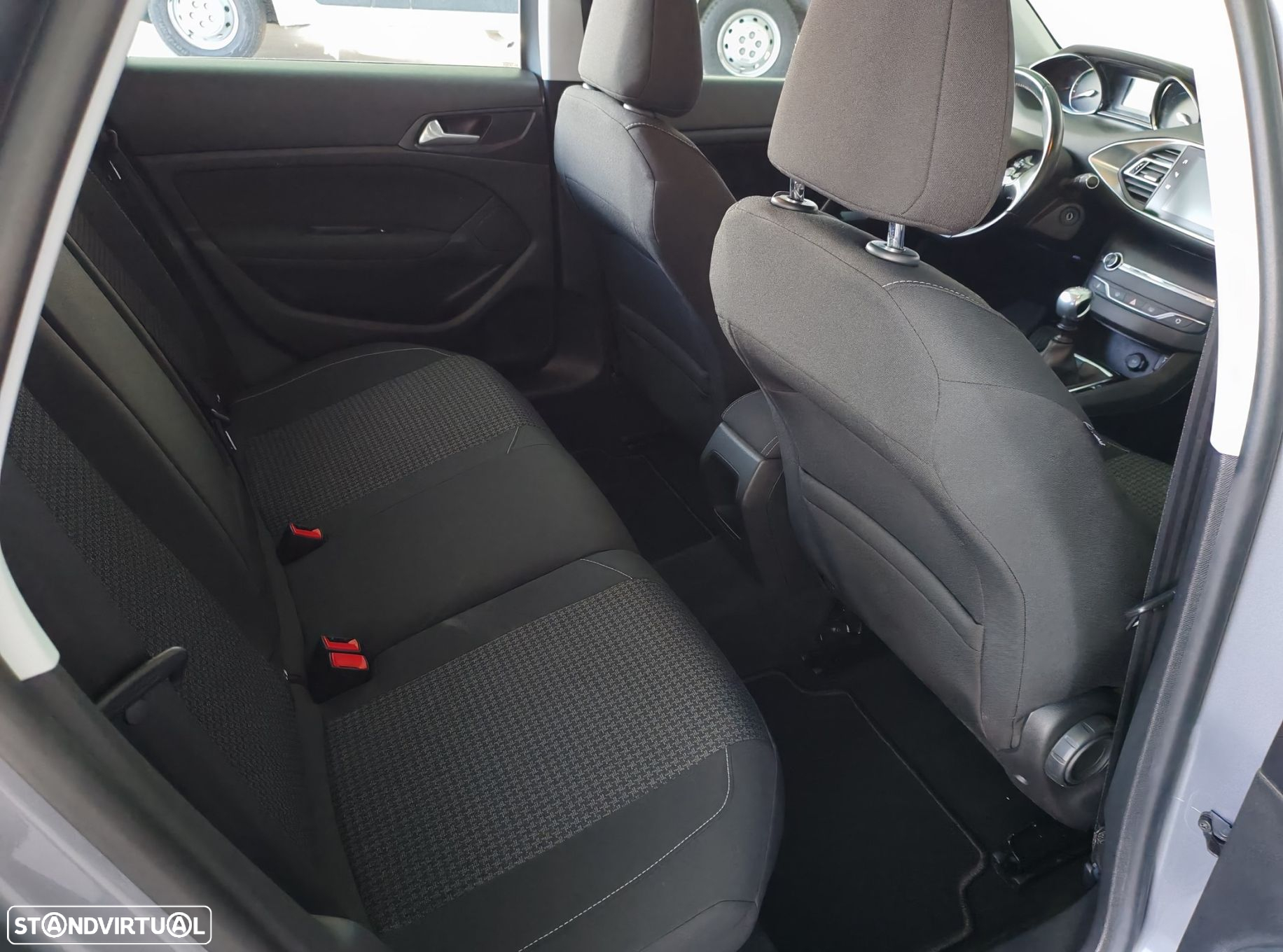 Peugeot 308 SW 1.5 BlueHDi Style - 11
