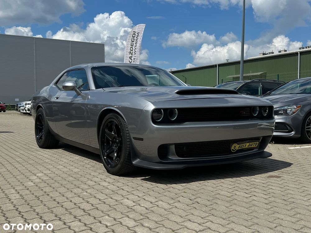 Dodge Challenger - 3