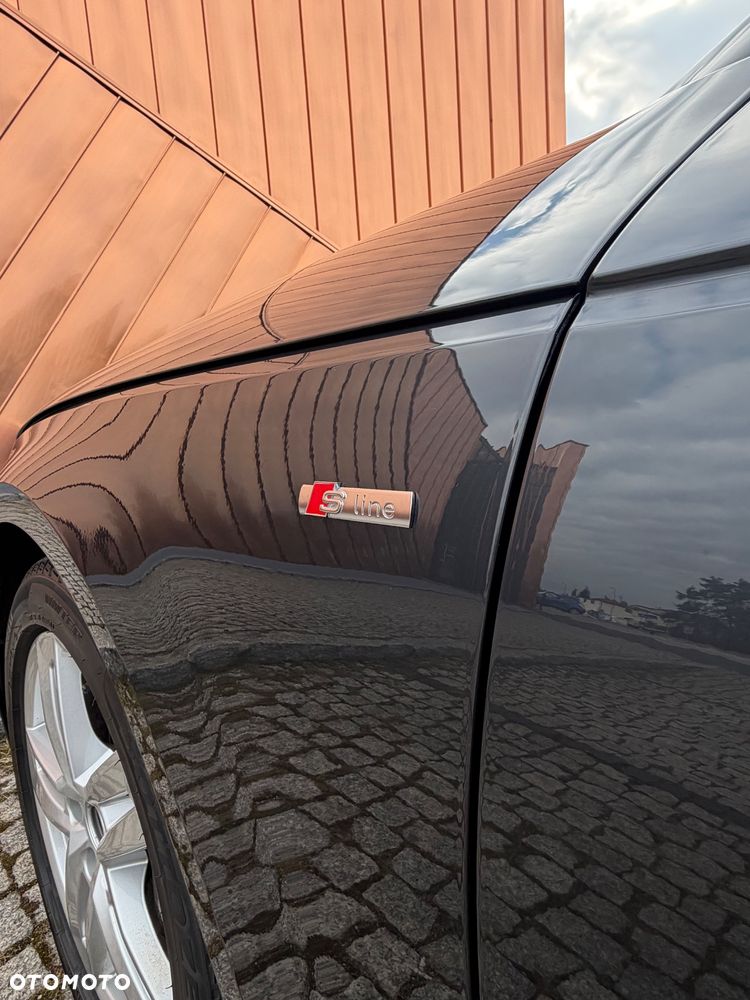 Audi A4 Avant 2.0 TDI Quattro S tronic - 22