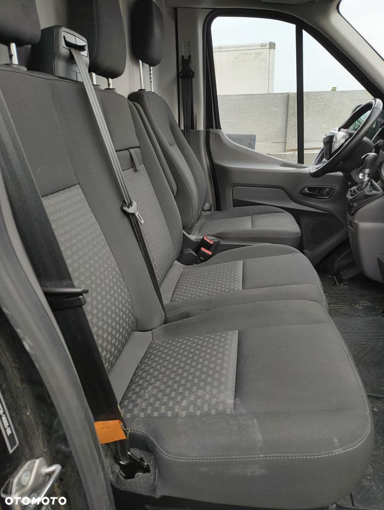 Ford Transit - 21