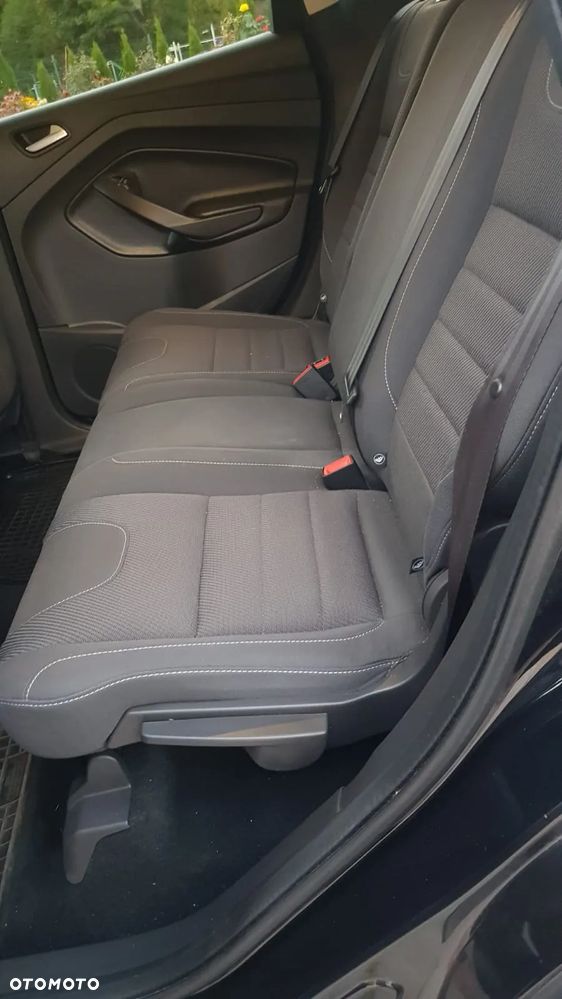 Ford Kuga 2.0 TDCi 2x4 Trend - 12