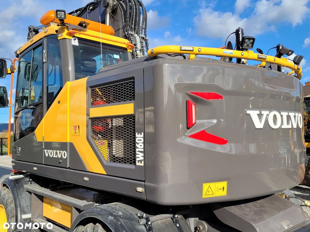 Volvo EW160E / ROTOTILT ze szczypcami / system niwelacji GPS 3D / przyczepa / - 13