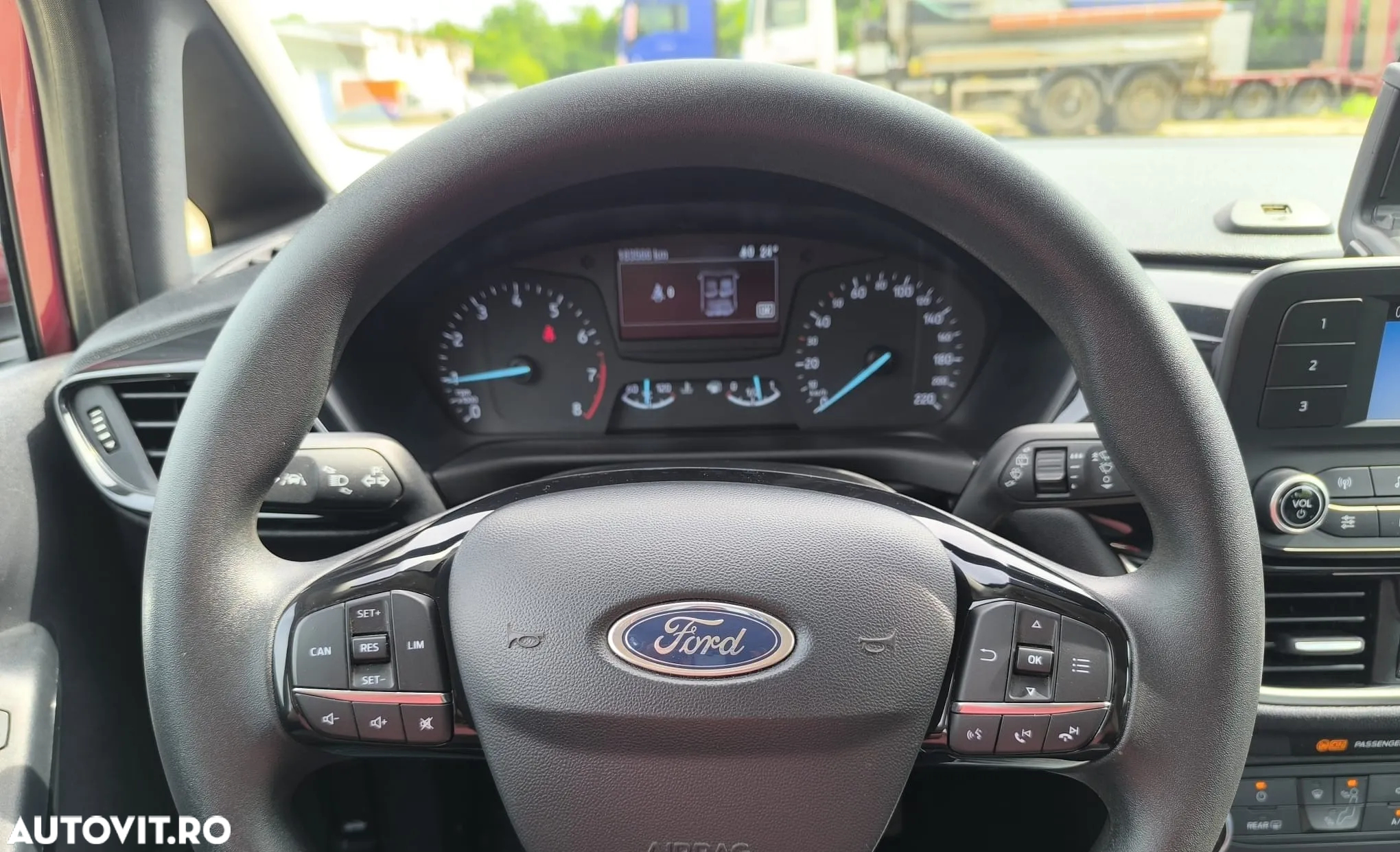 Ford Fiesta 1.1 Trend - 11