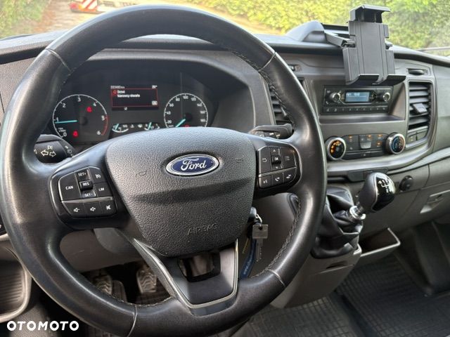 Ford Transit 7 osobowy - 21