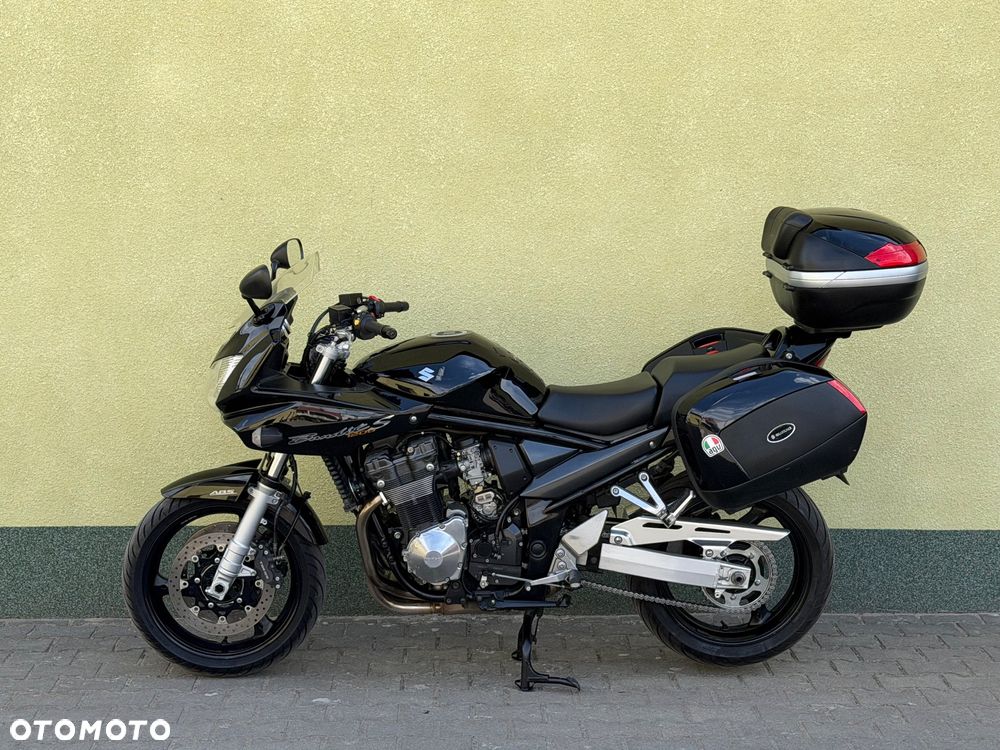 Suzuki Bandit - 22