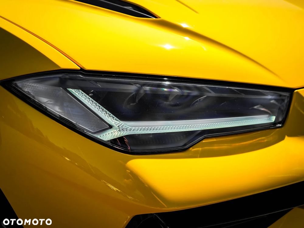 Lamborghini Urus - 7