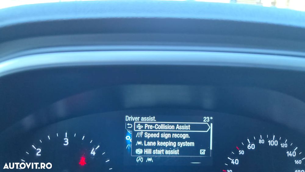 Ford Focus 1.5 EcoBlue Active Business - 8