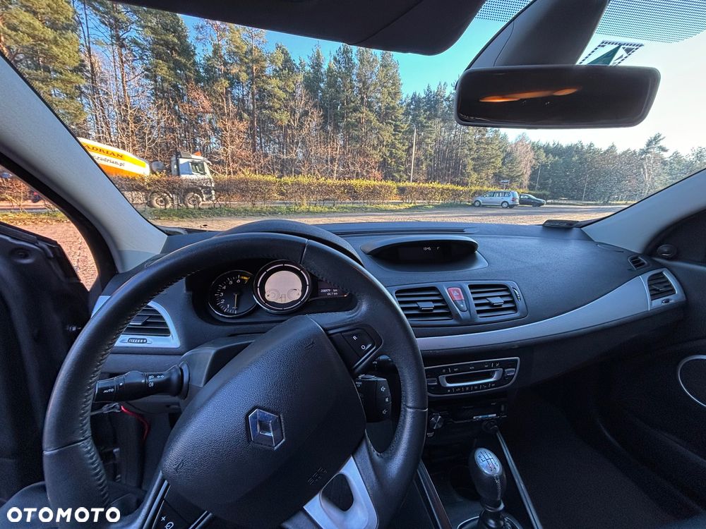 Renault Megane TCe 180 Dynamique - 23