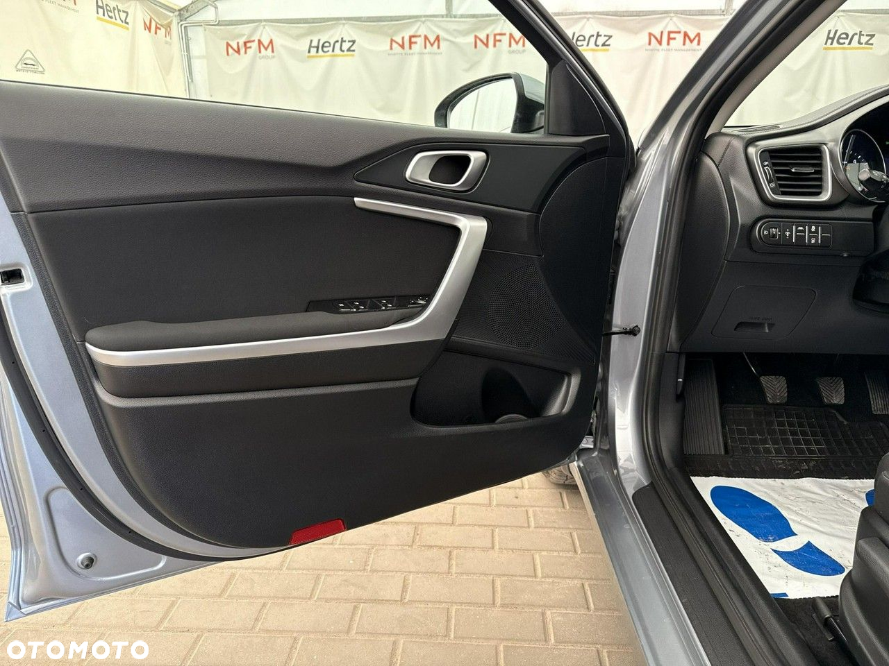 Kia Ceed - 10