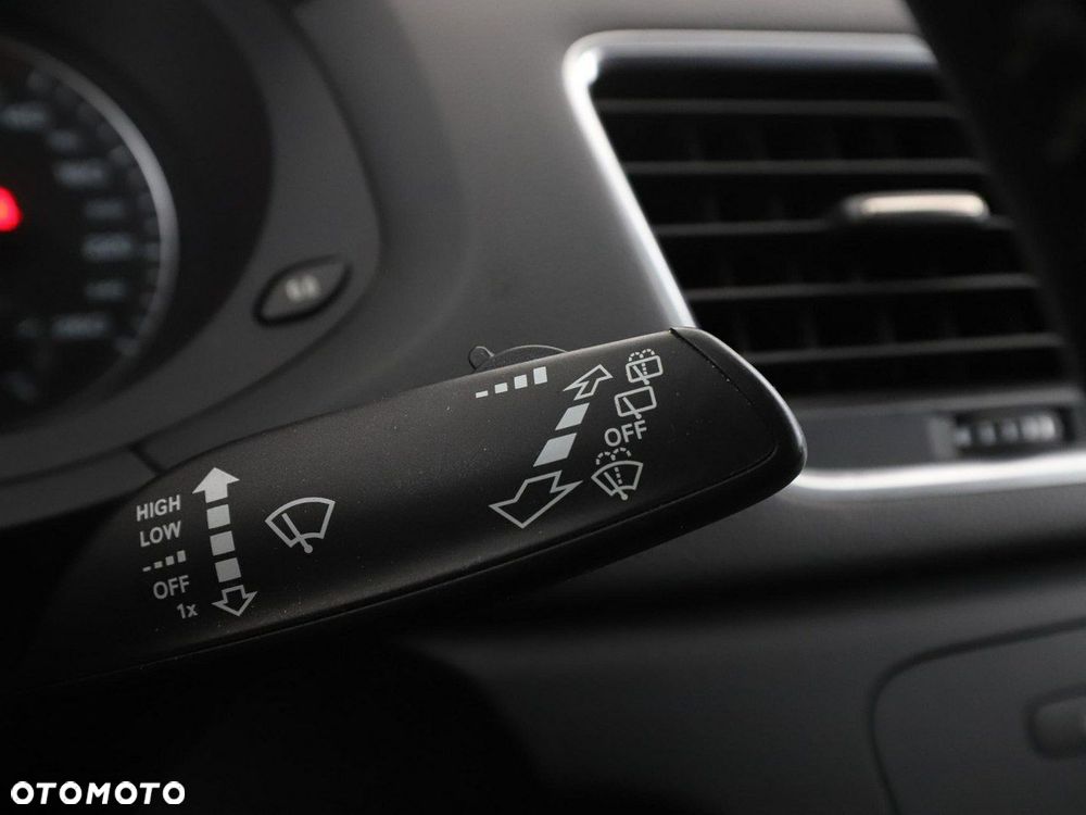 Audi Q3 2.0 TDI S tronic - 30