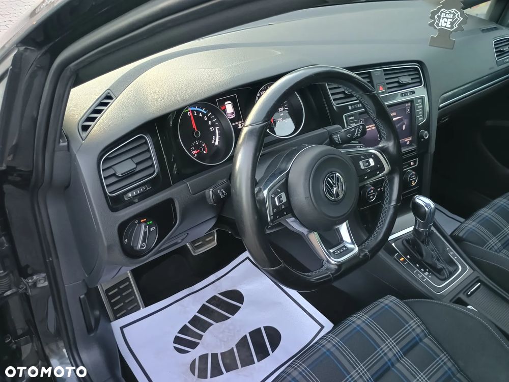 Volkswagen Golf 1.4 GTE Plug-In-Hybrid DSG - 8